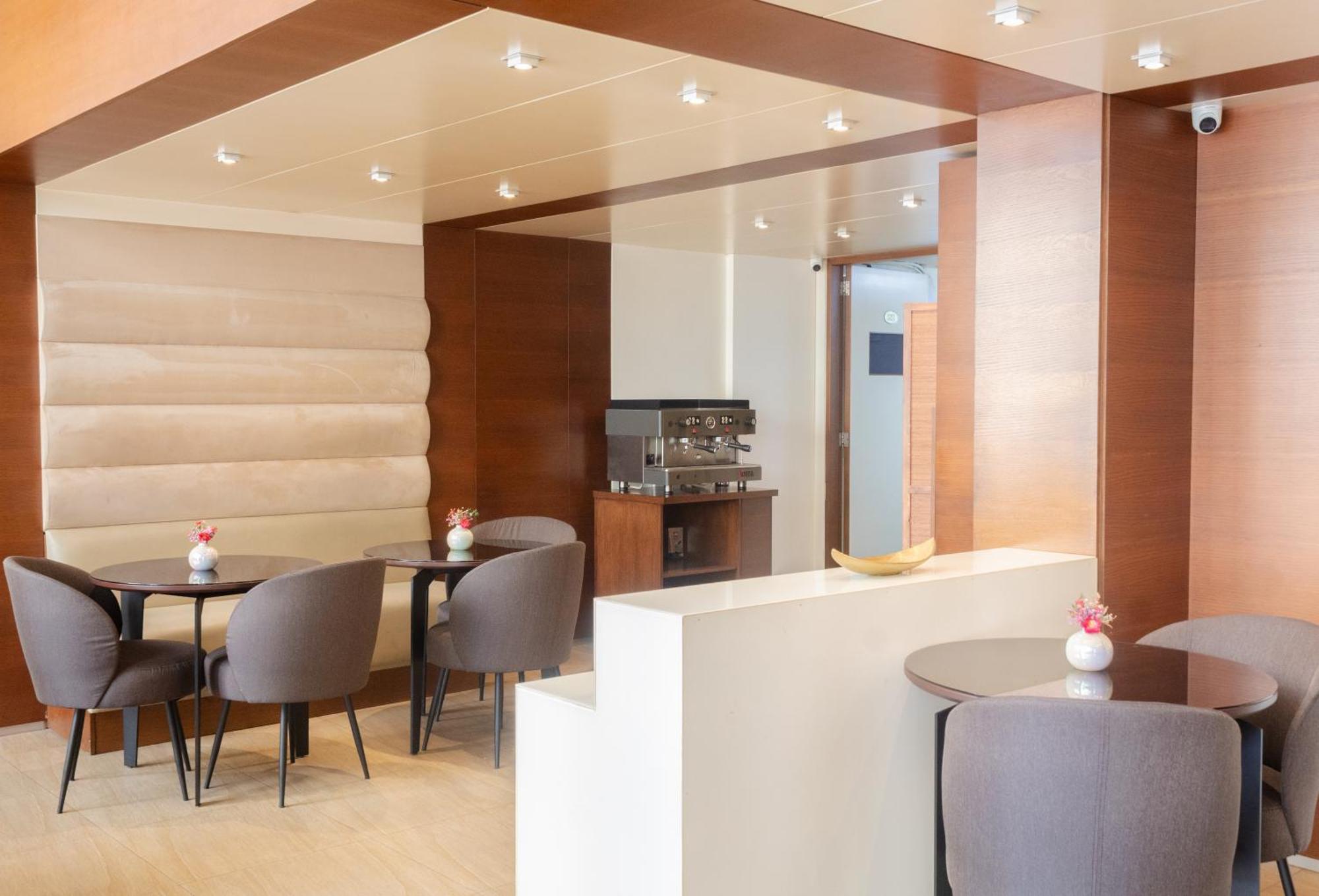 Britannia Suites ベイルート エクステリア 写真