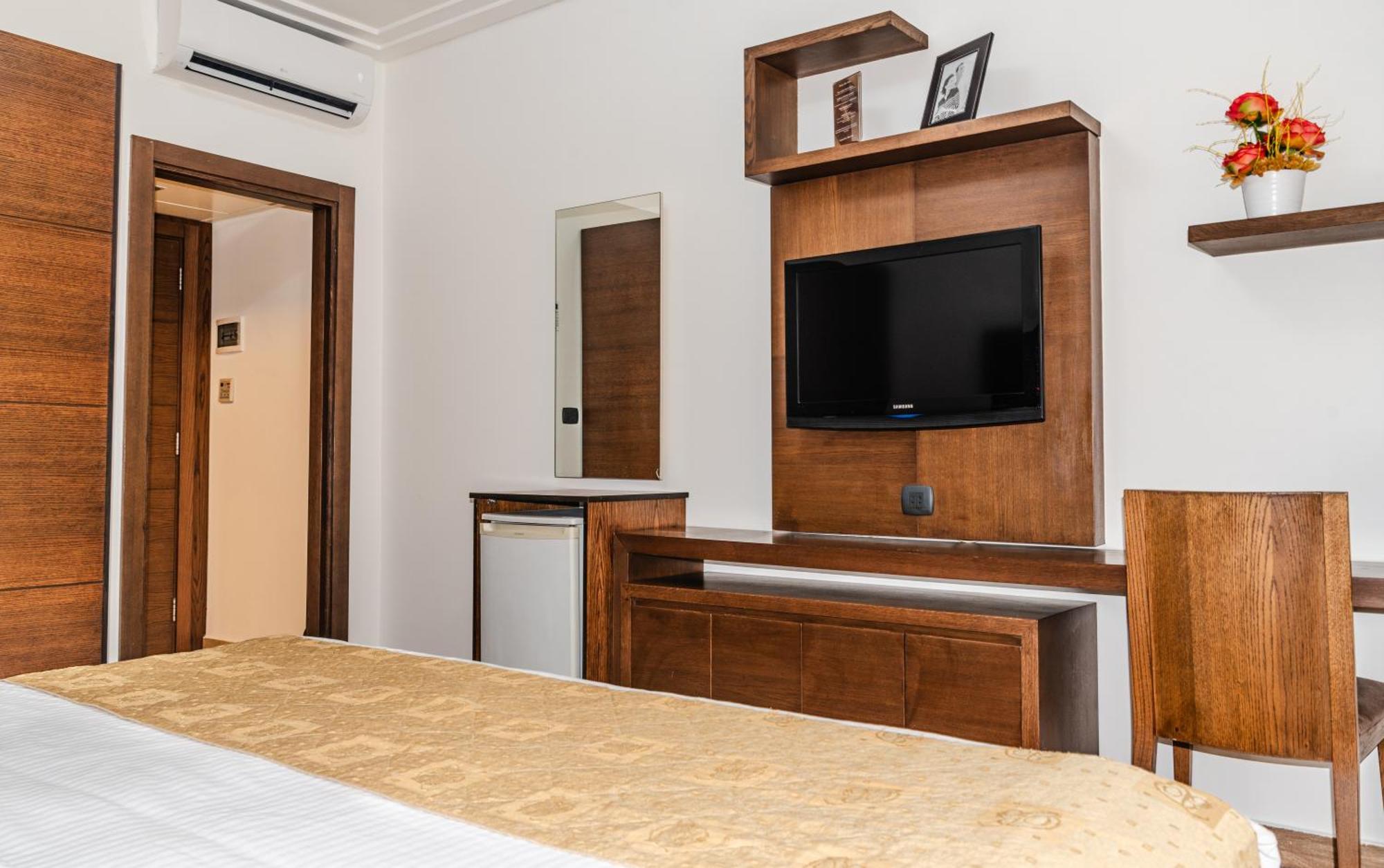 Britannia Suites ベイルート エクステリア 写真