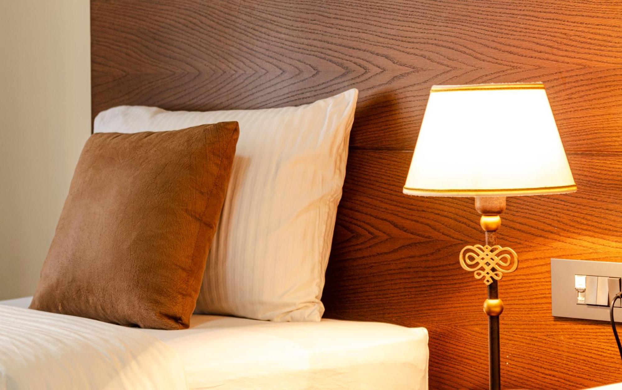Britannia Suites ベイルート エクステリア 写真