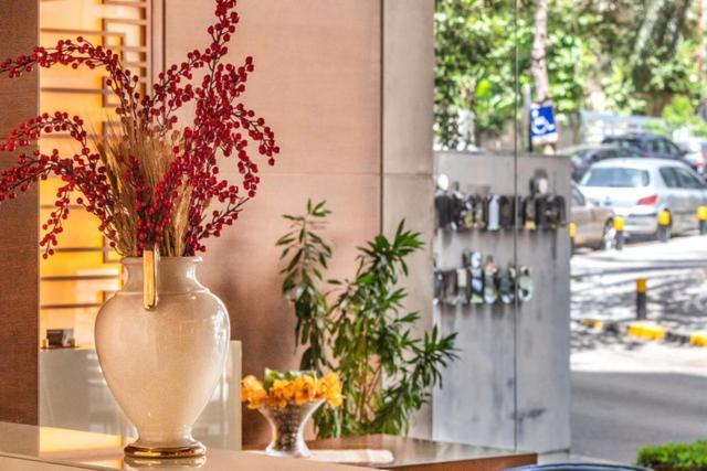 Britannia Suites ベイルート エクステリア 写真