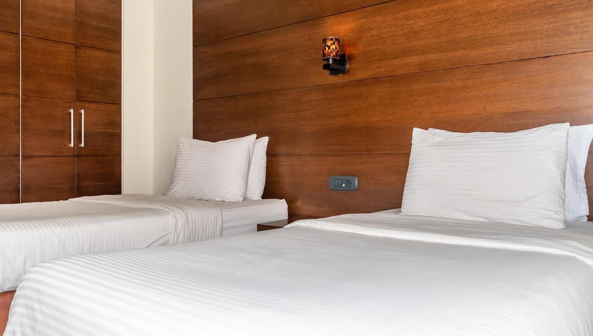 Britannia Suites ベイルート エクステリア 写真