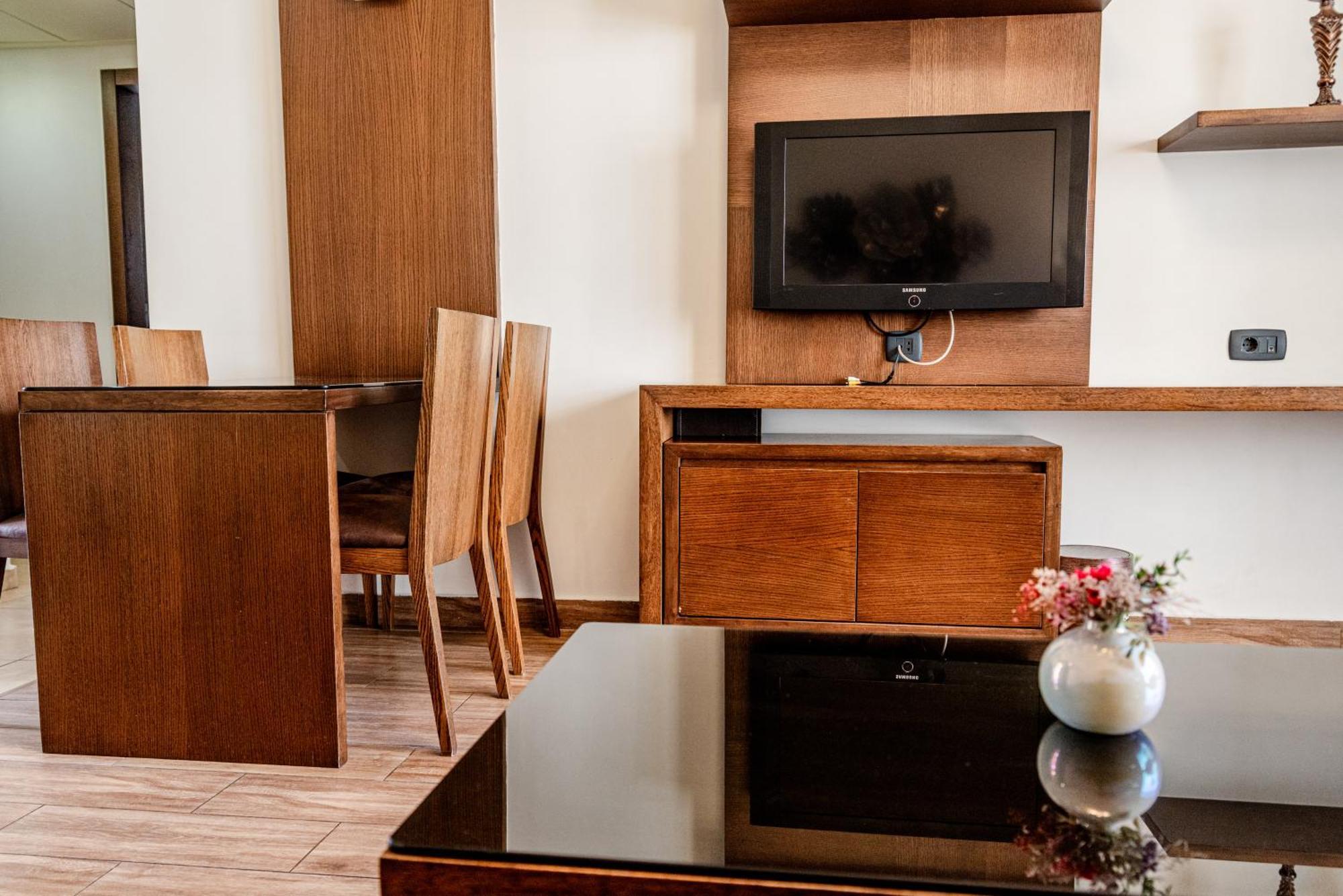 Britannia Suites ベイルート エクステリア 写真